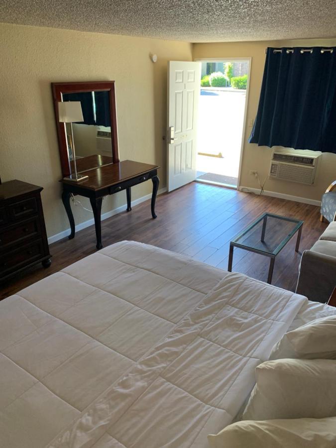 Smokey Point Motor Inn Arlington Buitenkant foto